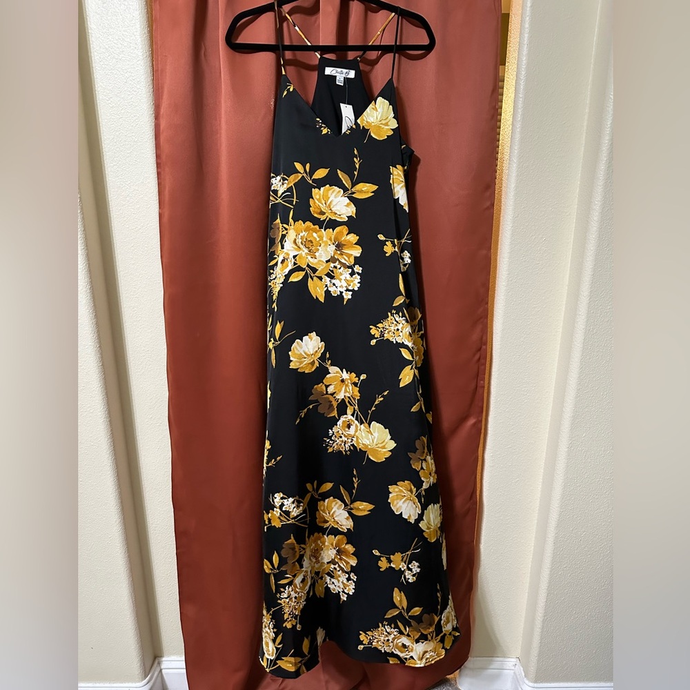 NWT Black and Gold Floral Chetta B Maxi Dress